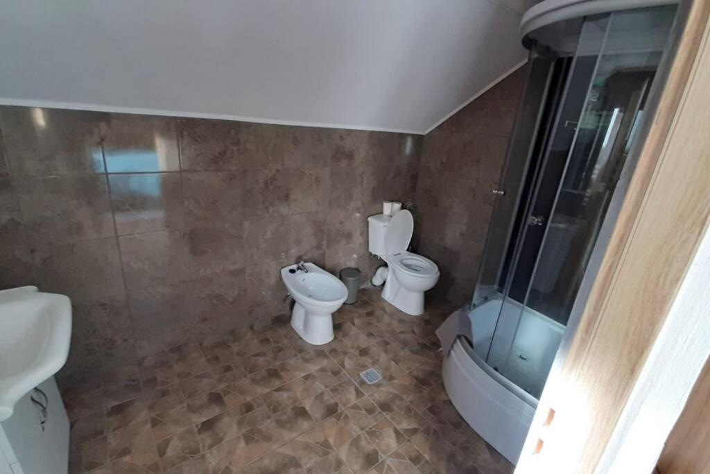 브란 Casa In Curte La Zavate 빌라 외부 사진