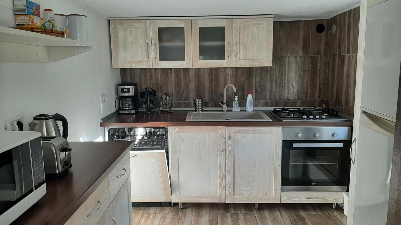 브란 Casa In Curte La Zavate 빌라 외부 사진